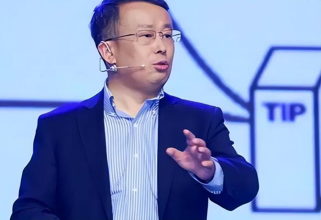 央视名嘴：光刻机等不到官宣他就永远没有了？不官宣才是干大事(图9)