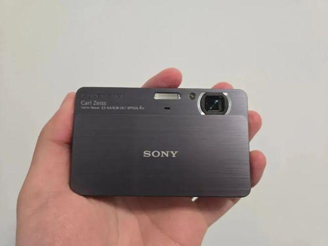 一盒内存条堪比一套房！停产相机价格已翻10倍手机电脑也涨了？(图2)