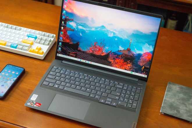 2025年笔记本电脑排名：性能与口碑的巅峰对决(图4)